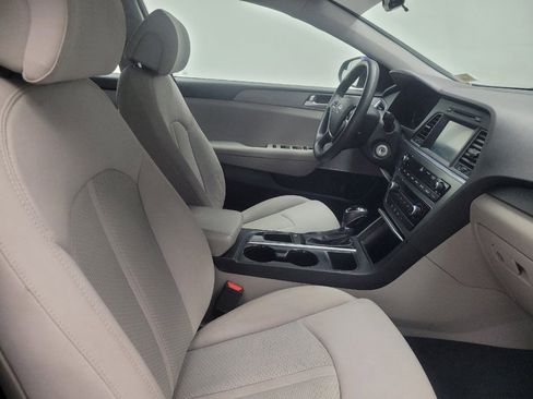 Used 2016 Hyundai Sonata SE w/ Cargo Package FWD image 21