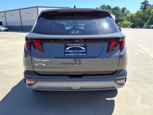 New 2026 Hyundai Tucson SEL FWD image 3