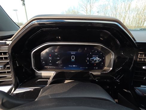 New 2026 Chevrolet Silverado 1500 LT Trail Boss w/ Convenience Package II image 17