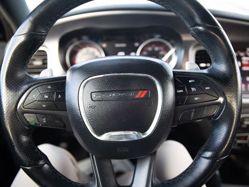 Used 2019 Dodge Charger GT image 6