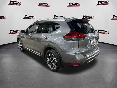 Used 2018 Nissan Rogue SL w/ Premium Package image 7