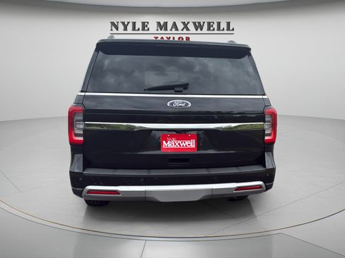 Used 2024 Ford Expedition Max Limited AWD/4WD image 12