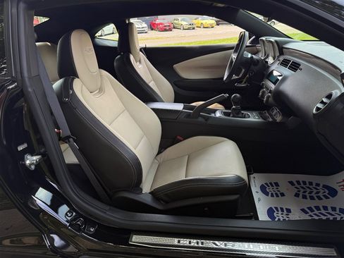 Used 2010 Chevrolet Camaro SS RWD image 59
