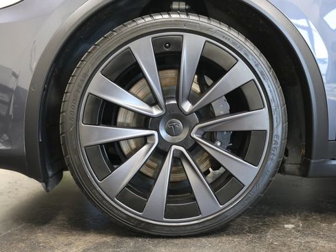 Used 2022 Tesla Model X Plaid AWD/4WD image 15
