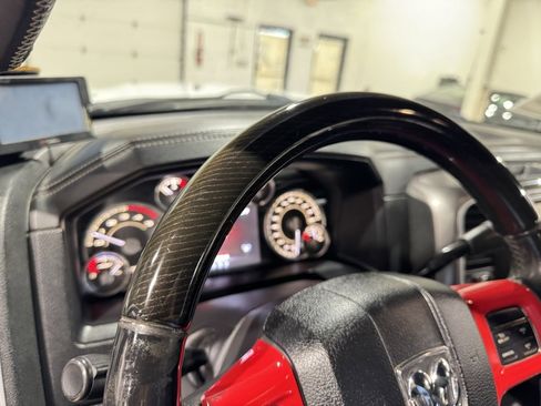 Used 2016 RAM 2500 Limited image 13