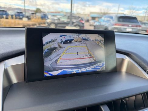 Used 2017 Lexus NX 200t 200t image 18