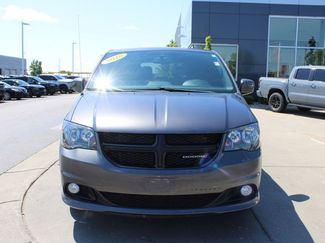 Used 2018 Dodge Grand Caravan SE FWD video 2