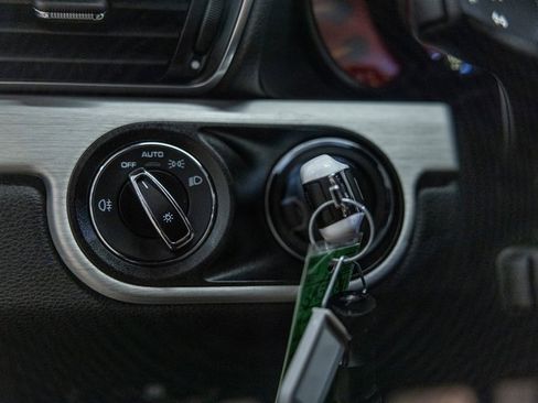 Used 2018 Porsche 911 GT3 w/ Sport Chrono Package image 39