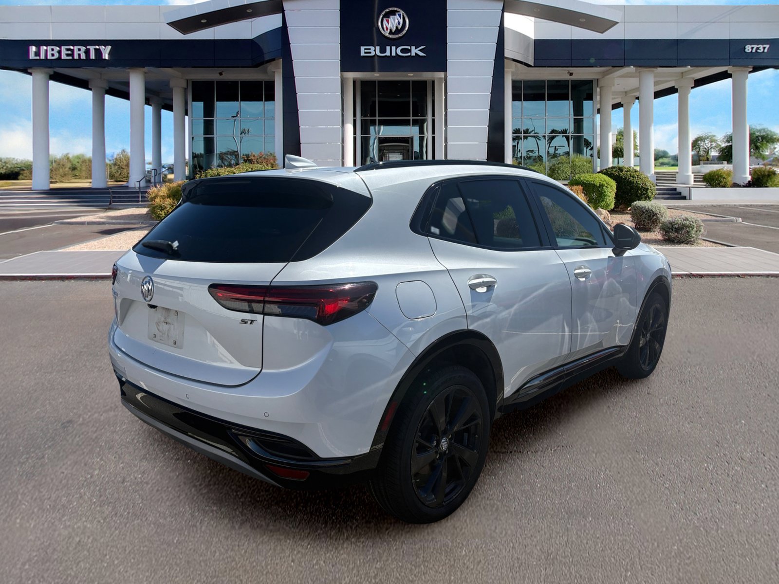Used 2023 Buick Envision Essence w/ Sport Touring Package AWD/4WD image 2