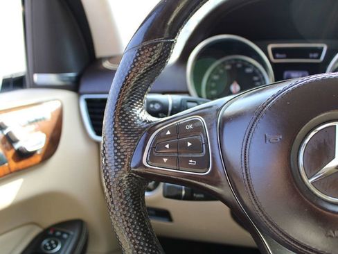 Used 2019 Mercedes-Benz GLS 450 GLS 450 4MATIC SUV image 36