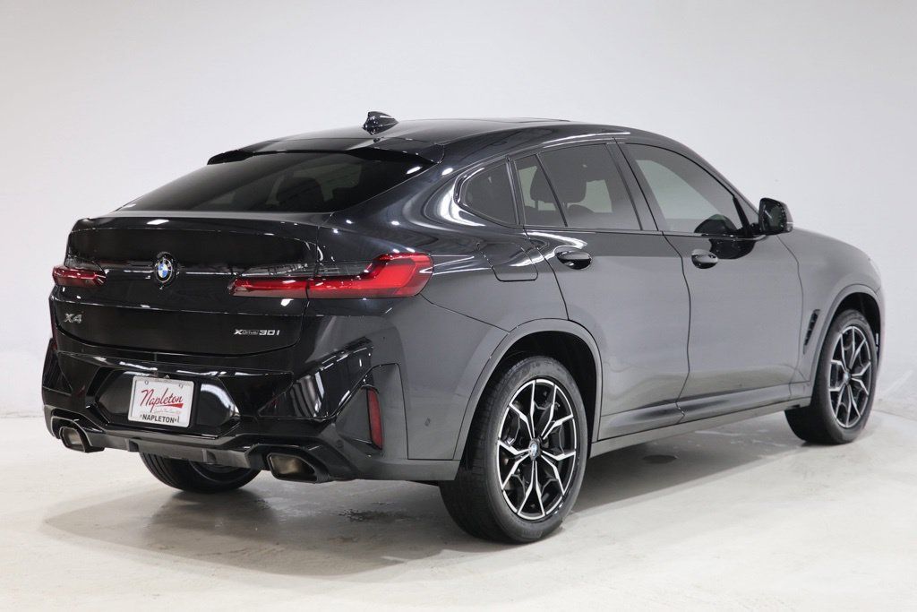 Used 2024 BMW X4 xDrive30i w/ Premium Package AWD/4WD image 8