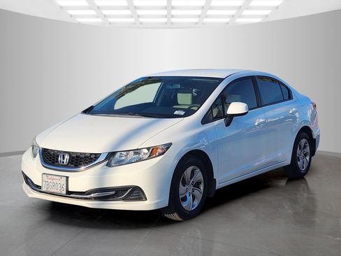 Used 2013 Honda Civic LX image 3