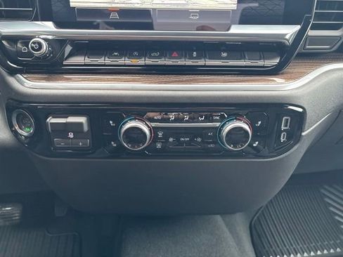 Used 2025 GMC Sierra 1500 Elevation AWD/4WD image 22