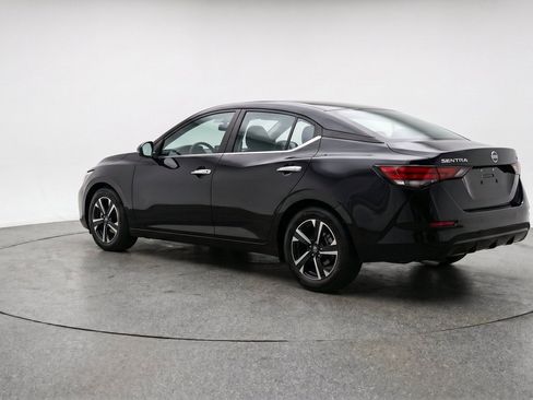 Used 2025 Nissan Sentra SV FWD image 6