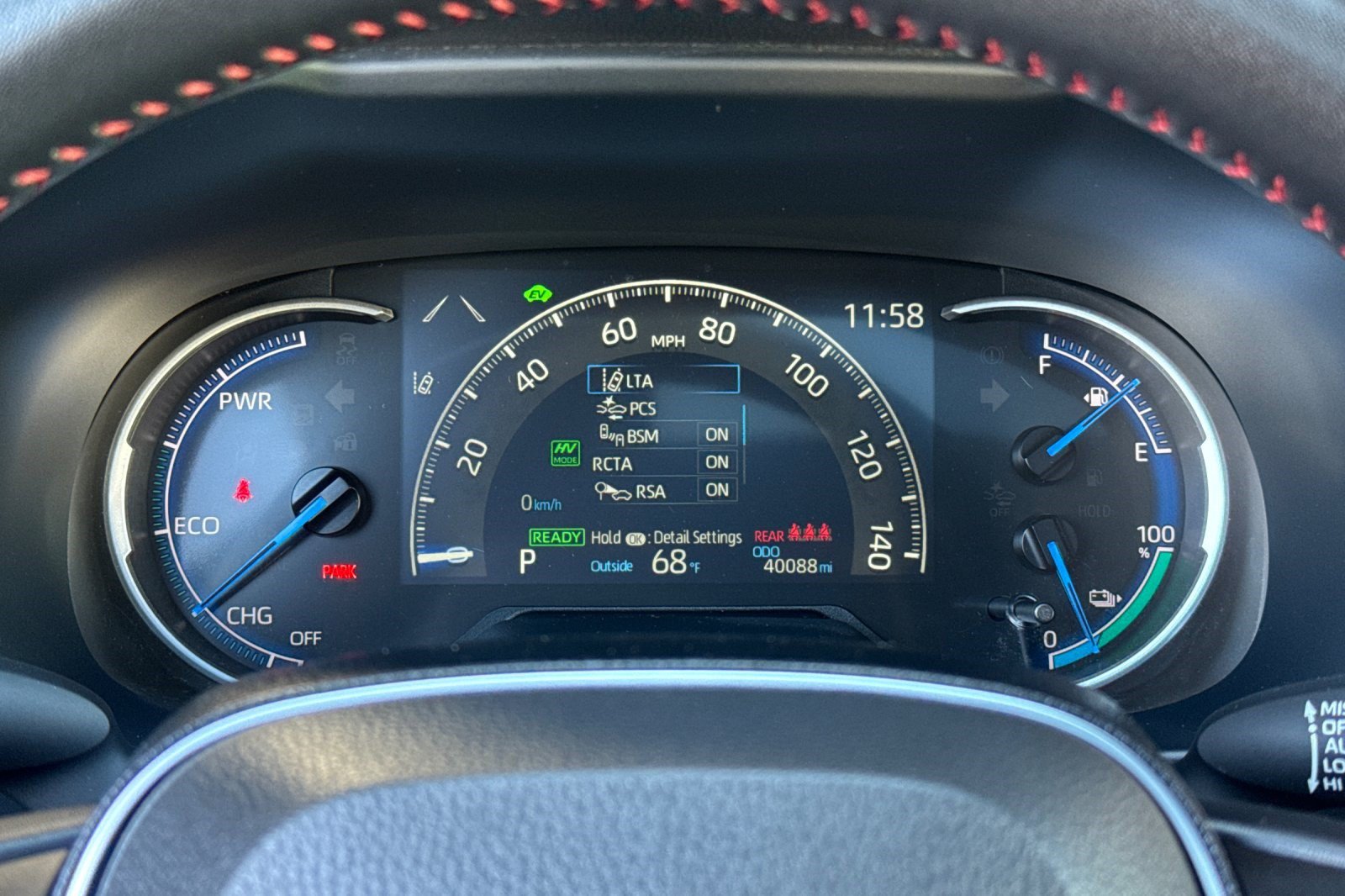 Used 2025 Toyota RAV4 SE AWD/4WD image 23