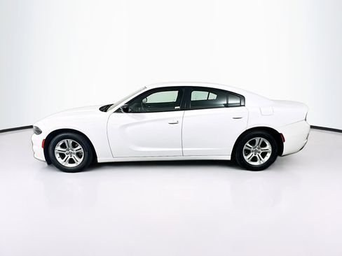 Used 2023 Dodge Charger SXT RWD image 4