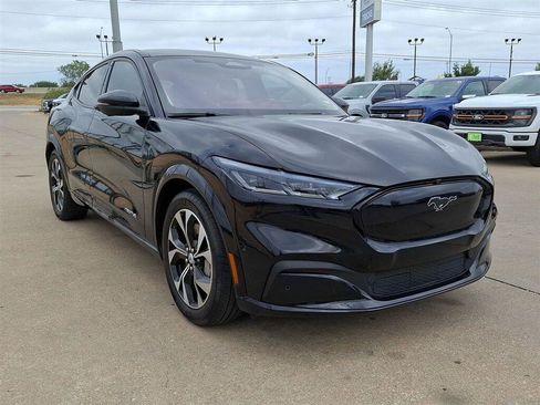 Used 2023 Ford Mustang Mach-E Premium AWD/4WD image 5
