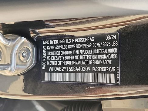 Certified 2025 Porsche Taycan 4S image 27