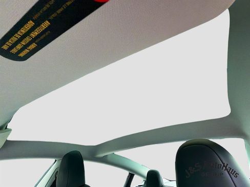 Used 2023 Tesla Model 3 Standard Range RWD image 16