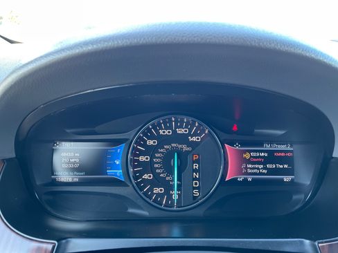 Used 2014 Ford Edge Limited w/ Driver Entry Package AWD/4WD image 11