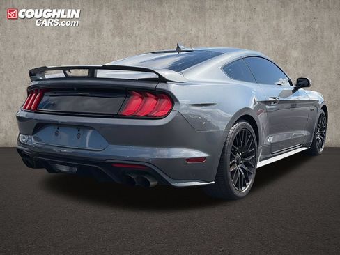 Used 2022 Ford Mustang GT Premium w/ GT Performance Package RWD image 9
