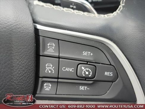 Certified 2022 Jeep Grand Cherokee L Limited image 22