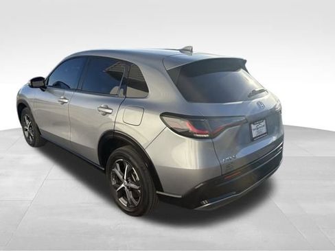 Used 2023 Honda HR-V EX-L image 7