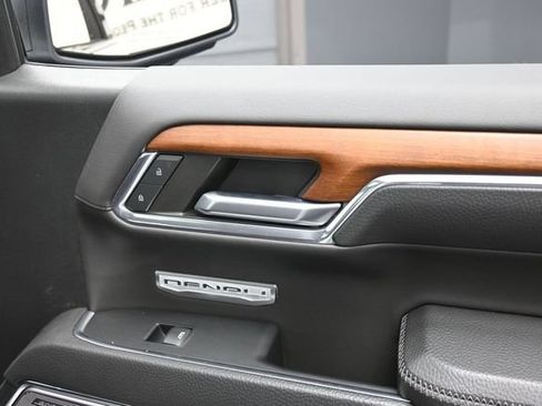 Used 2023 GMC Sierra 1500 Denali AWD/4WD image 39
