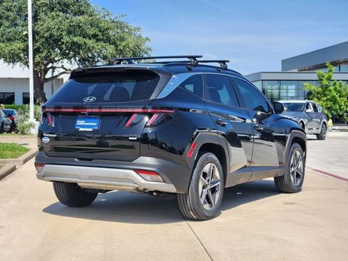 Certified 2025 Hyundai Tucson SEL AWD/4WD image 3