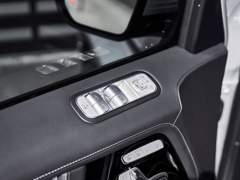 Used 2026 Mercedes-Benz G 63 AMG 4MATIC image 33