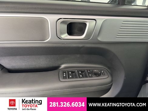 Used 2026 Hyundai Santa Fe SEL AWD/4WD image 12