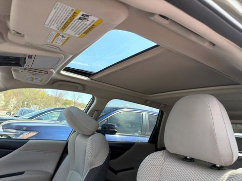 Used 2019 Subaru Forester Premium w/ All-Weather Package AWD/4WD image 19