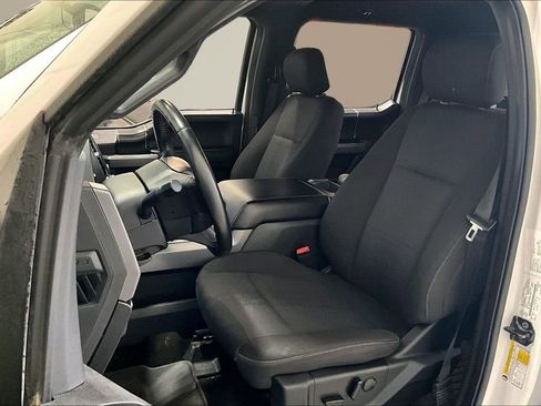 Used 2019 Ford F150 XLT w/ Equipment Group 302A Luxury image 22