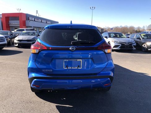 Used 2024 Nissan Kicks S image 18