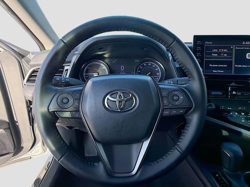 Used 2021 Toyota Camry XSE image 36