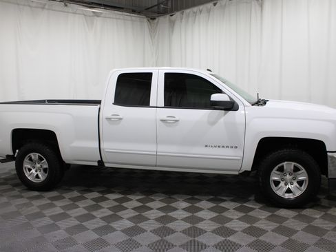 Used 2019 Chevrolet Silverado 1500 LT AWD/4WD image 24