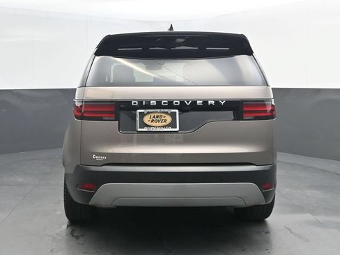 Used 2025 Land Rover Discovery S AWD/4WD image 6