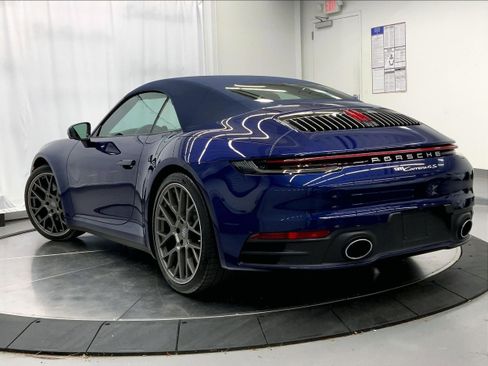Certified 2023 Porsche 911 Carrera 4S image 3