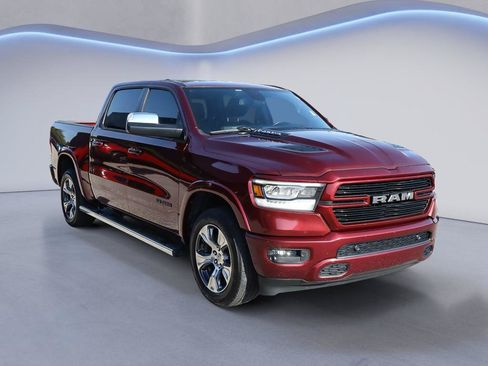 Used 2019 RAM 1500 Laramie w/ Sport Appearance Package AWD/4WD image 10