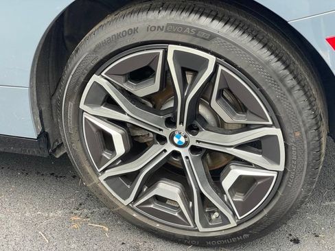 Used 2026 BMW iX xDrive45 w/ Premium Package AWD/4WD image 28