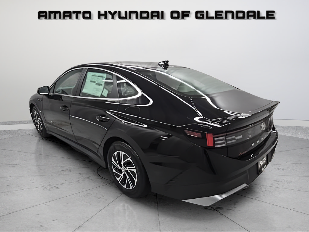 New 2026 Hyundai Sonata Blue FWD image 4