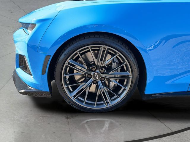 Certified 2022 Chevrolet Camaro ZL1 w/ LPO, ZL1 Protection Package RWD image 28