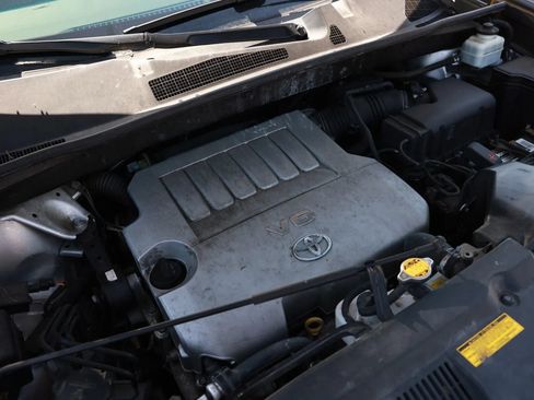 Used 2013 Toyota Highlander Limited AWD/4WD image 50