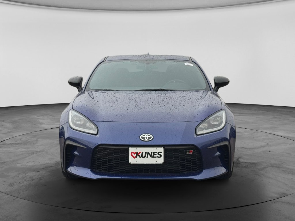 Used 2024 Toyota GR86 Premium RWD image 2