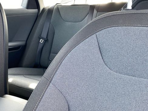 New 2026 Kia K4 LXS image 12