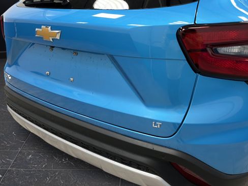 New 2026 Chevrolet Trax LT w/ Driver Confidence Package FWD image 35