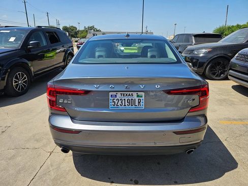 Used 2019 Volvo S60 T6 Momentum w/ Premium Package AWD/4WD image 5
