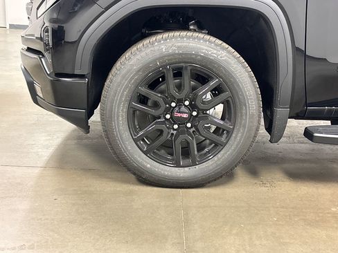 New 2026 GMC Sierra 1500 Elevation AWD/4WD image 8