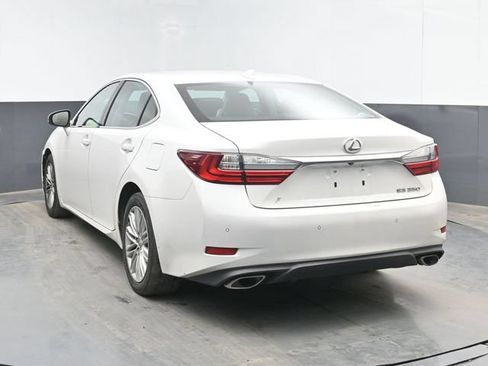 Used 2016 Lexus ES 350 w/ Premium Package w/Wood Trim FWD image 7