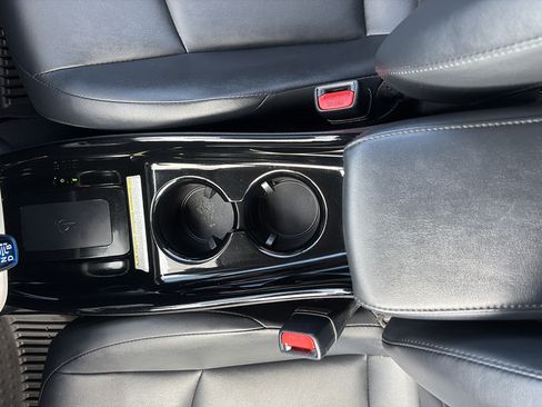 Used 2017 Toyota Prius Prime Advanced FWD image 14